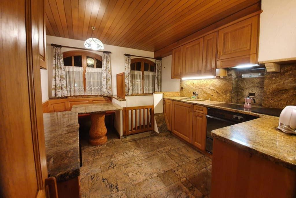 Bezauberndes Haus Fuer Erholsame Ferien Im Puschlav Villa Campascio ภายนอก รูปภาพ